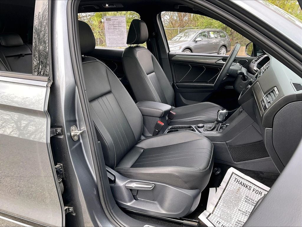 2023 Volkswagen Tiguan 2.0T SE R-Line Black