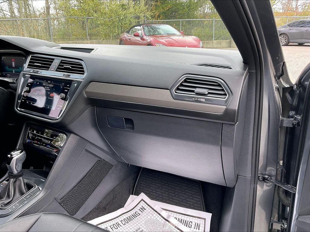 2023 Volkswagen Tiguan 2.0T SE R-Line Black