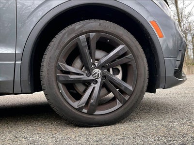2023 Volkswagen Tiguan 2.0T SE R-Line Black