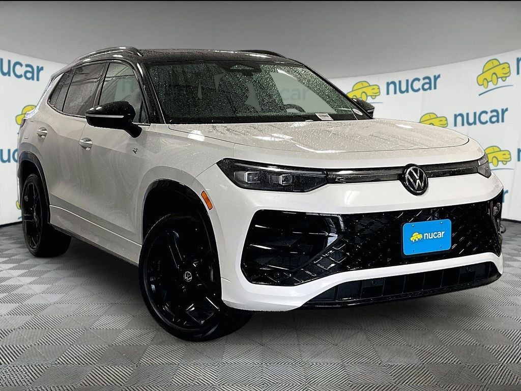 2025 Volkswagen Tiguan 2.0T SE R-Line Black