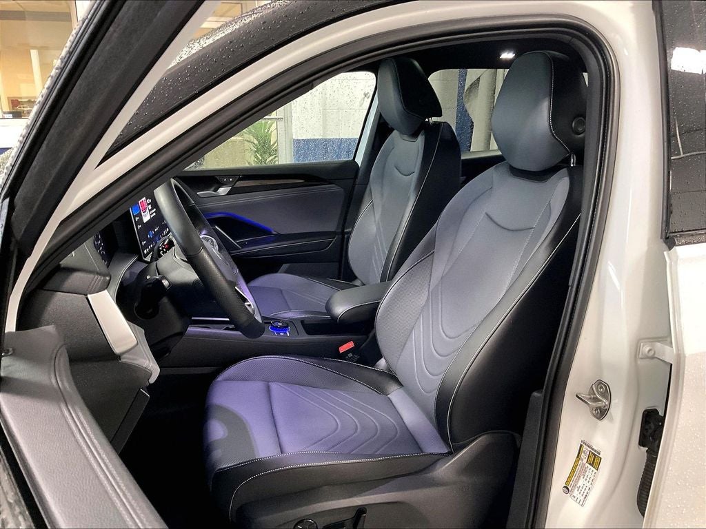 2025 Volkswagen Tiguan 2.0T SE R-Line Black