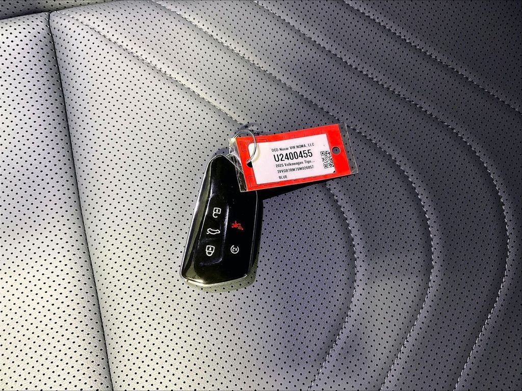 2025 Volkswagen Tiguan 2.0T SE R-Line Black