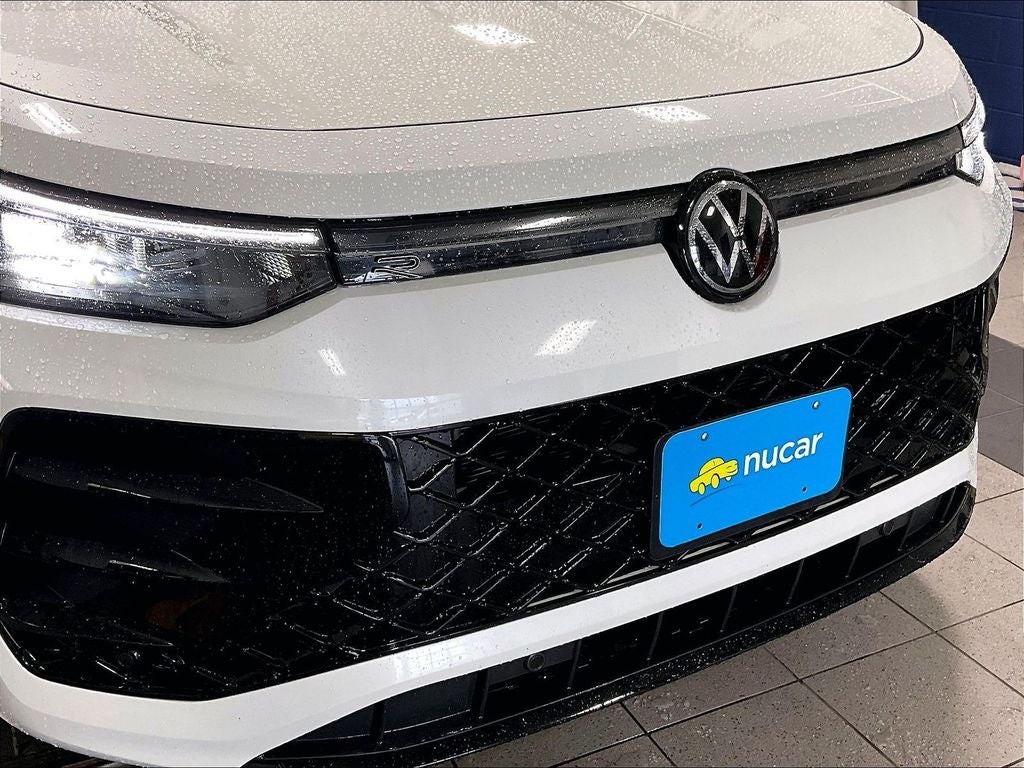 2025 Volkswagen Tiguan 2.0T SE R-Line Black