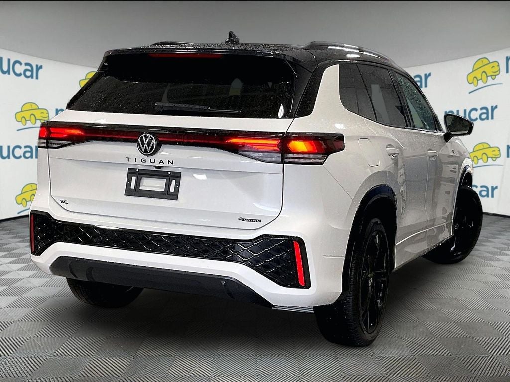2025 Volkswagen Tiguan 2.0T SE R-Line Black