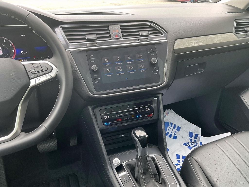 2023 Volkswagen Tiguan 2.0T SE