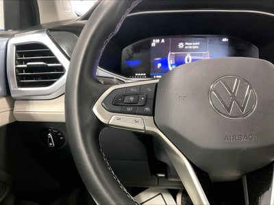2025 Volkswagen Taos 1.5T SE