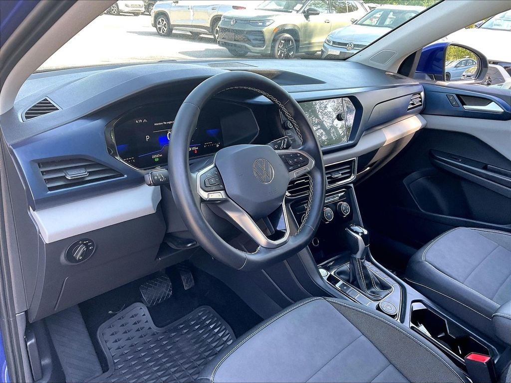 2023 Volkswagen Taos 1.5T SE