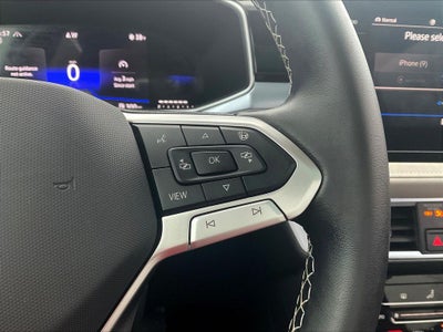 2025 Volkswagen Taos 1.5T SE