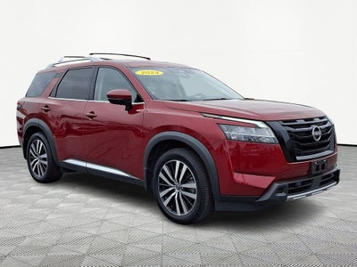 2024 Nissan Pathfinder Platinum