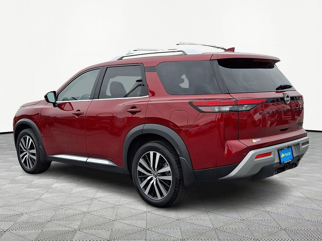 2024 Nissan Pathfinder Platinum