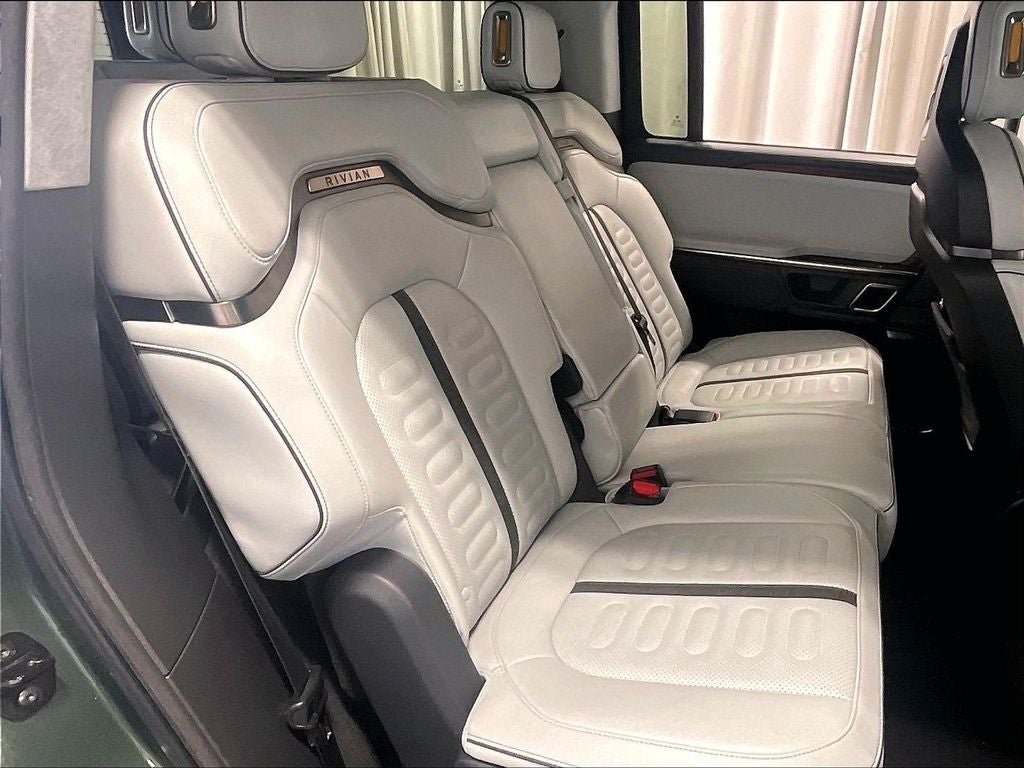 2023 Rivian R1S Adventure