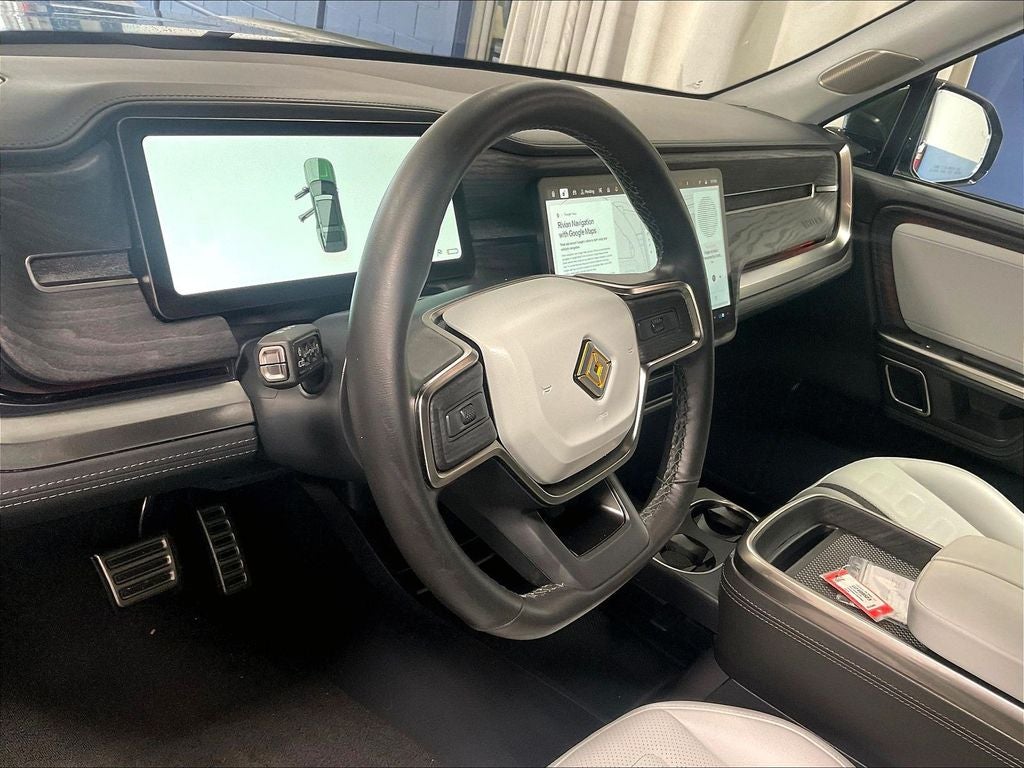 2023 Rivian R1S Adventure