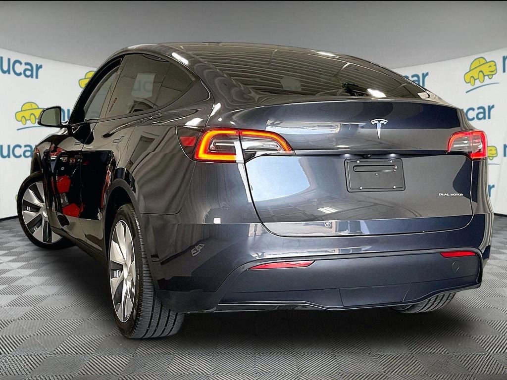 2024 Tesla Model Y Long Range