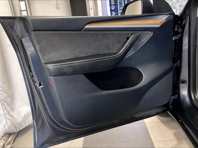 2024 Tesla Model Y Long Range