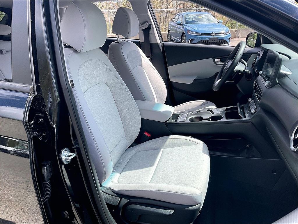 2023 Hyundai Kona Electric SE
