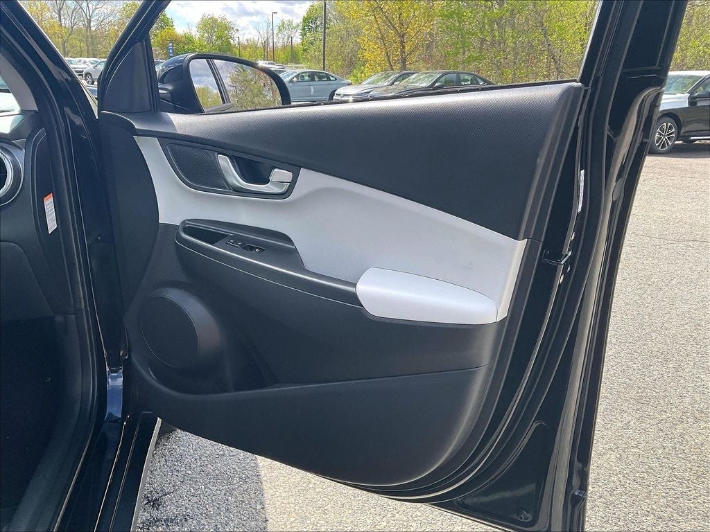 2023 Hyundai Kona Electric SE