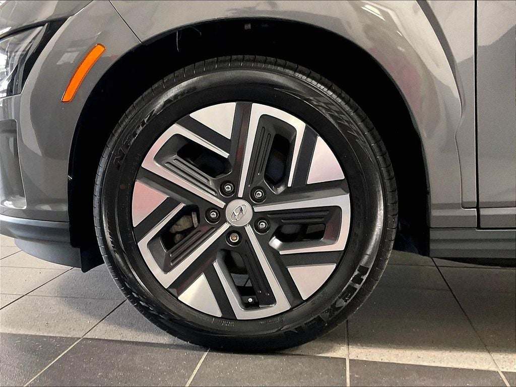 2023 Hyundai Kona Electric SE