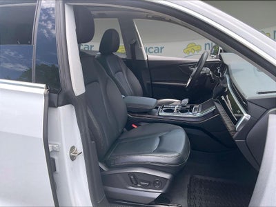 2022 Audi Q8 55 Premium Plus quattro