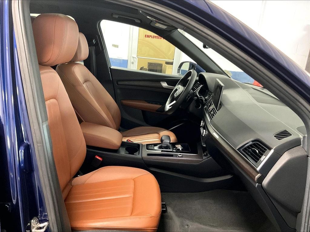 2023 Audi Q5 45 S line Premium quattro