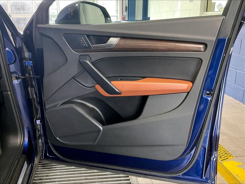 2023 Audi Q5 45 S line Premium quattro