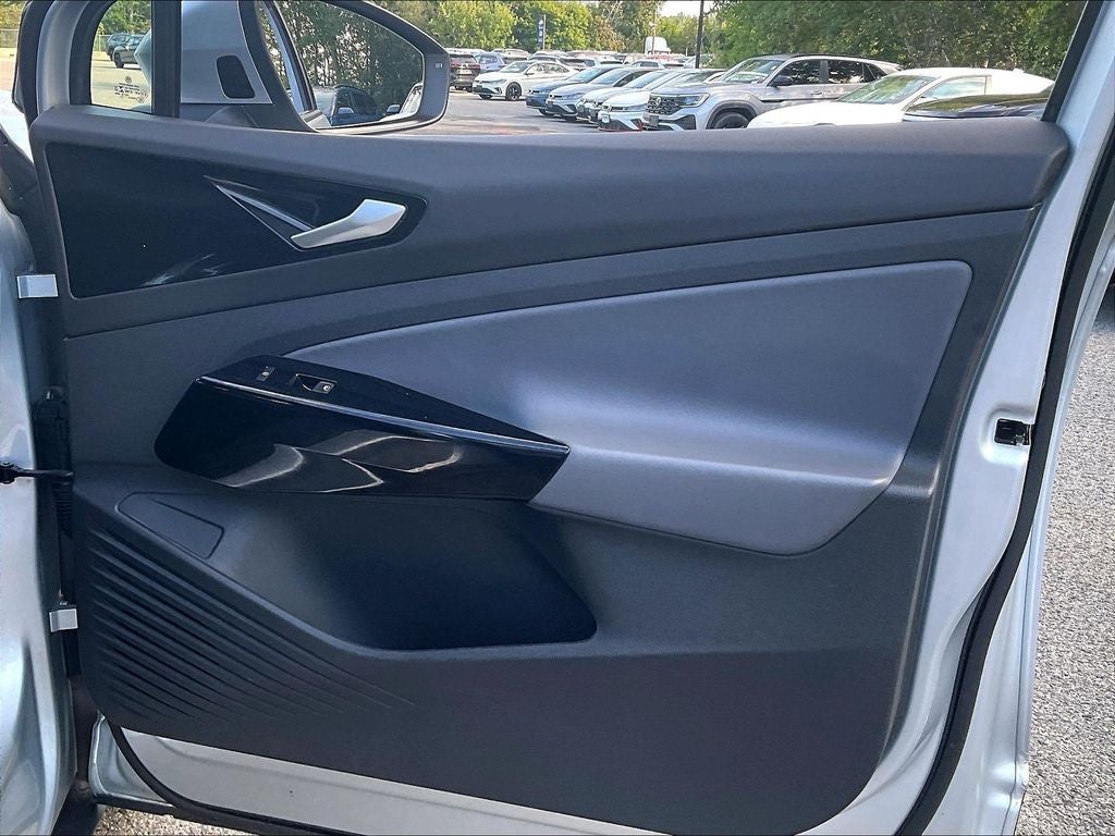 2021 Volkswagen ID.4 Pro