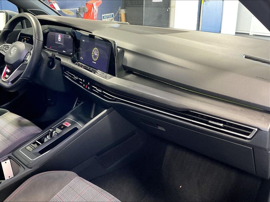 2022 Volkswagen Golf GTI 2.0T SE