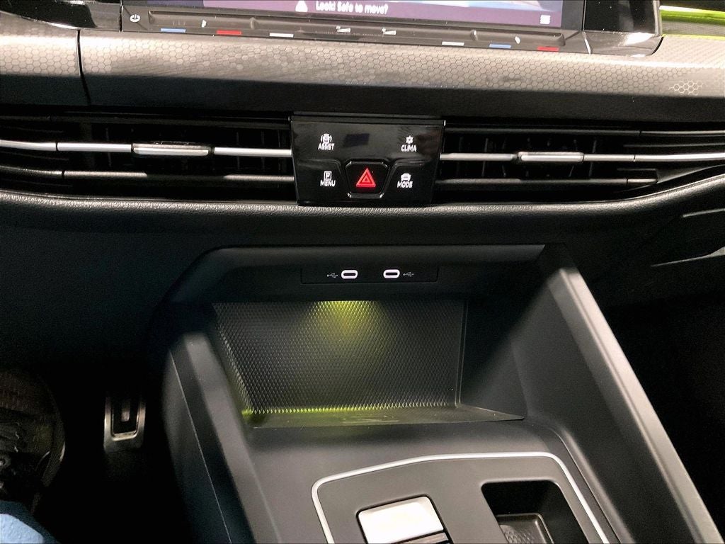2022 Volkswagen Golf GTI 2.0T SE