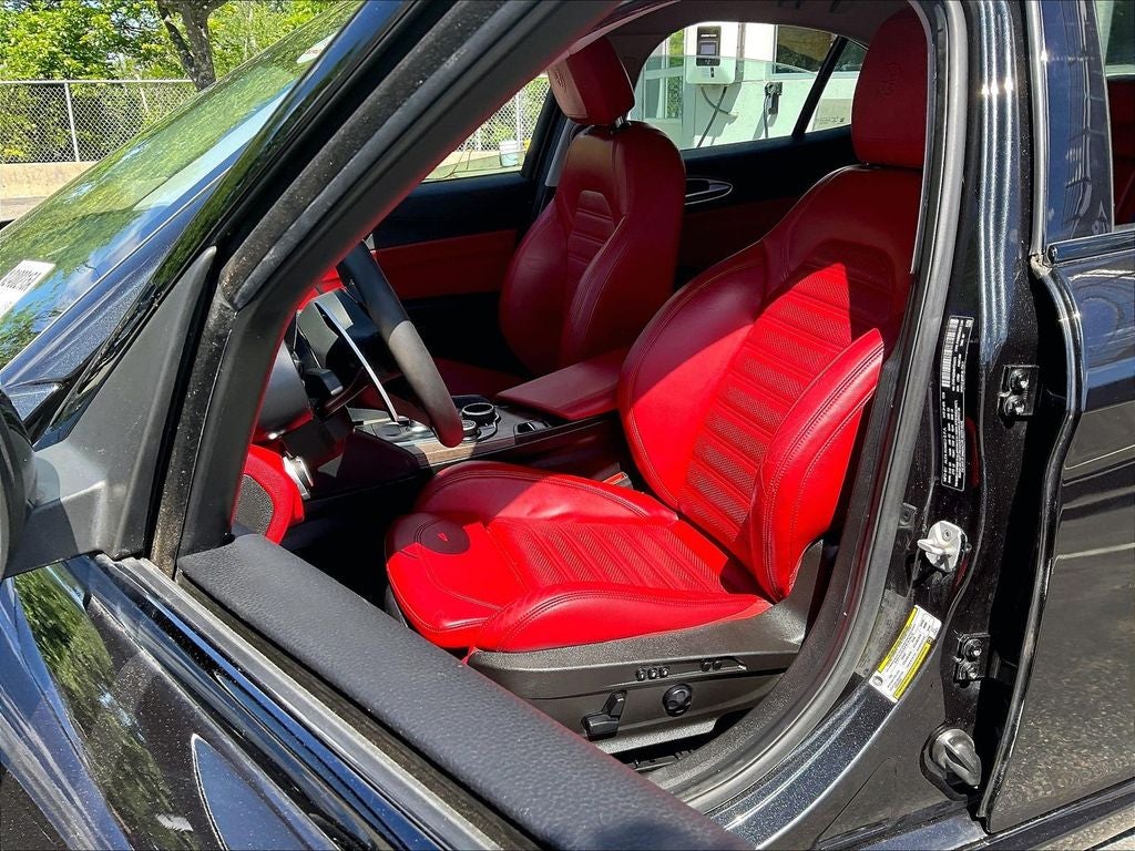 2017 Alfa Romeo Giulia Ti