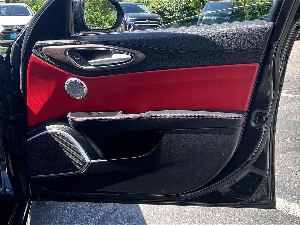2017 Alfa Romeo Giulia Ti