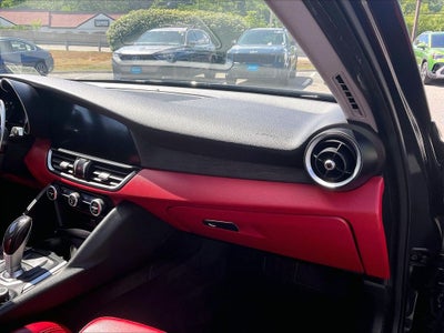 2017 Alfa Romeo Giulia Ti
