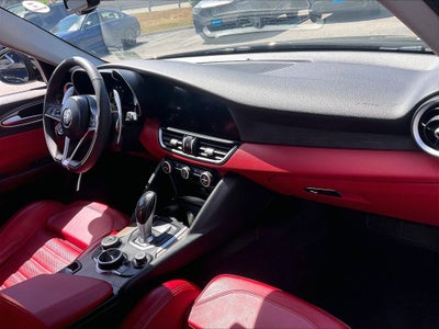 2017 Alfa Romeo Giulia Ti