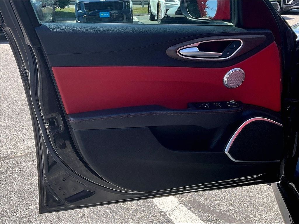 2017 Alfa Romeo Giulia Ti