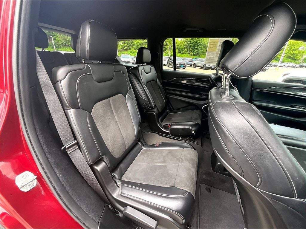 2021 Jeep Grand Cherokee L Altitude