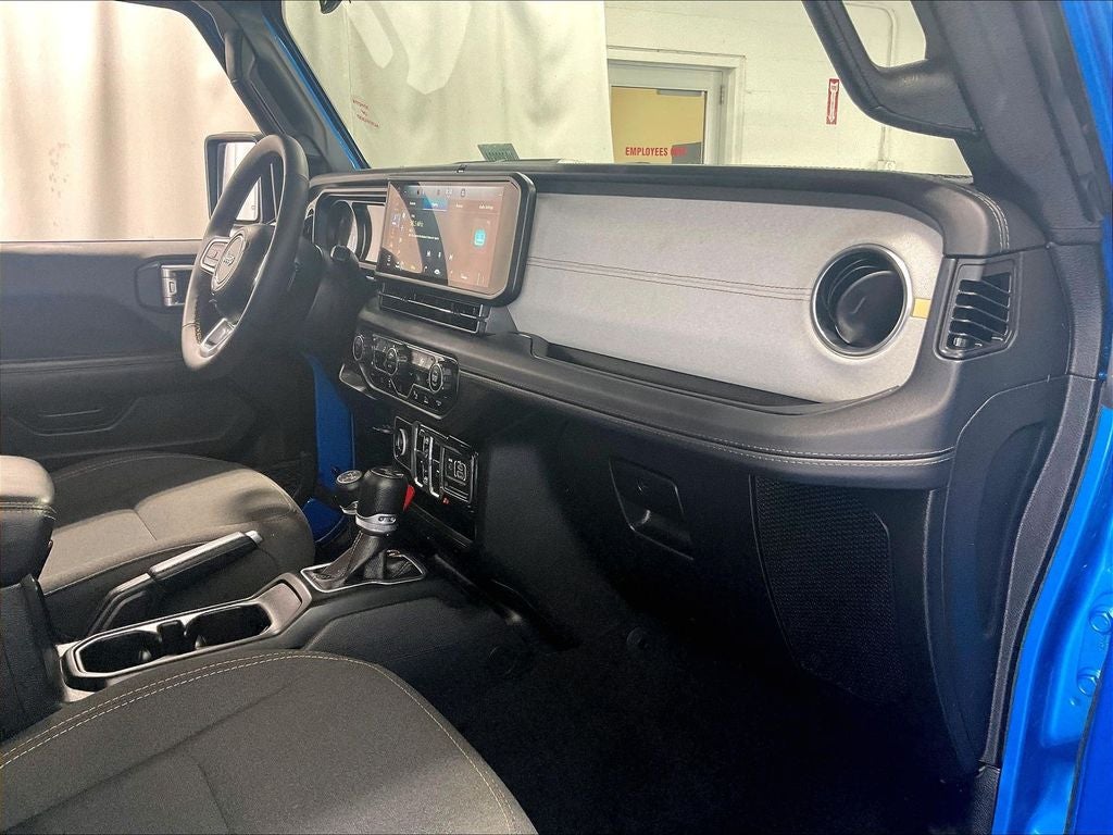 2024 Jeep Wrangler Sahara 4xe