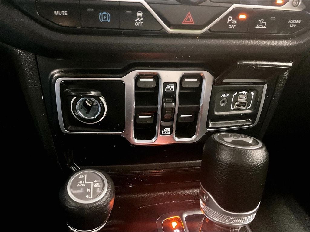2024 Jeep Wrangler Sahara 4xe