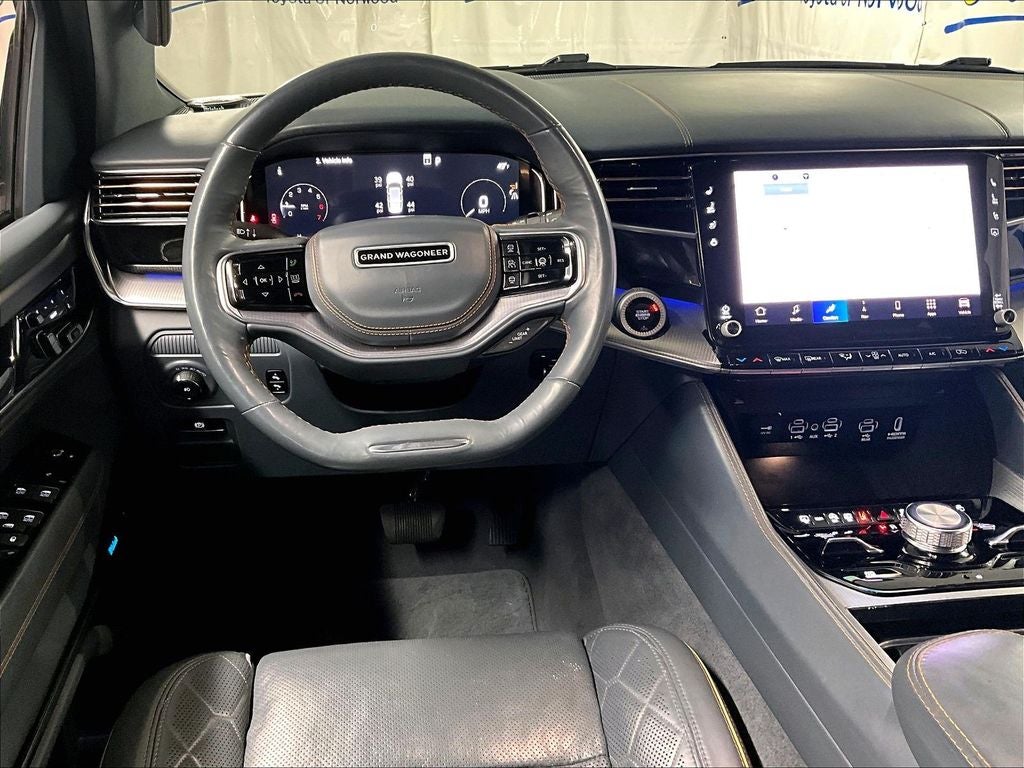 2023 Jeep Grand Wagoneer L Series III