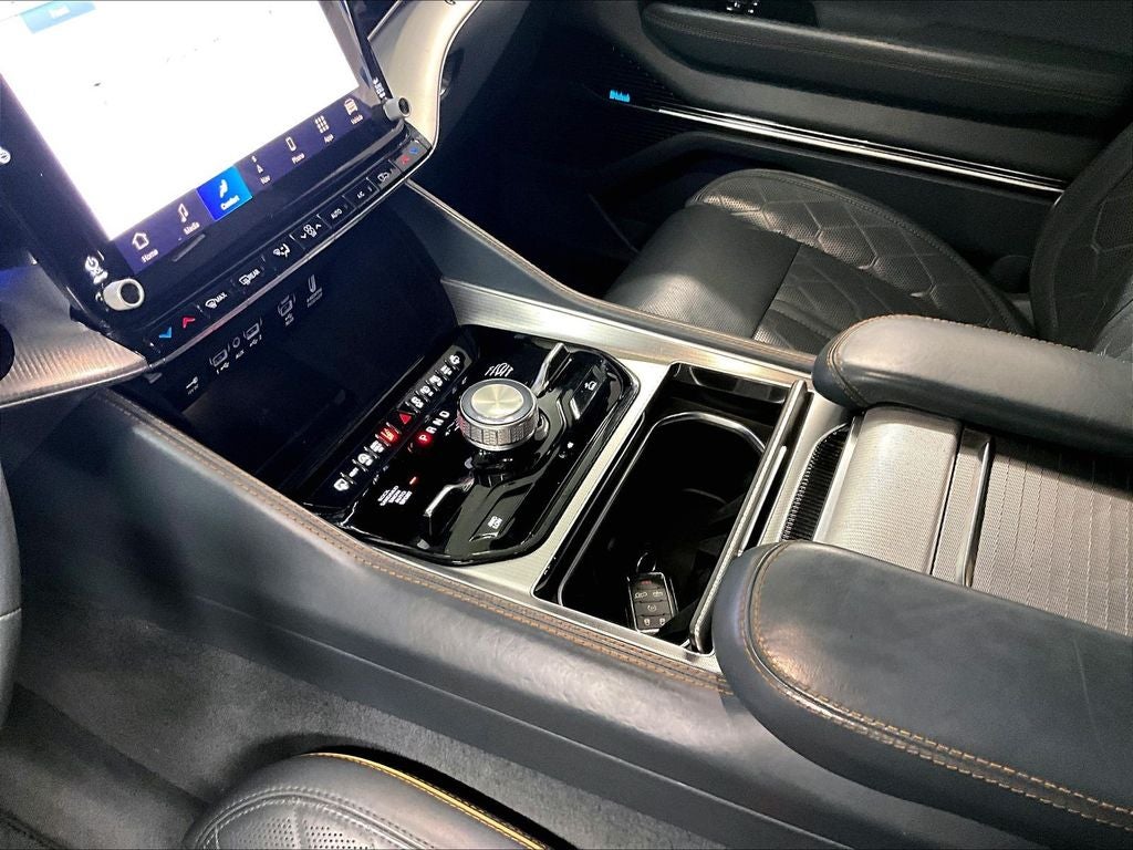 2023 Jeep Grand Wagoneer L Series III
