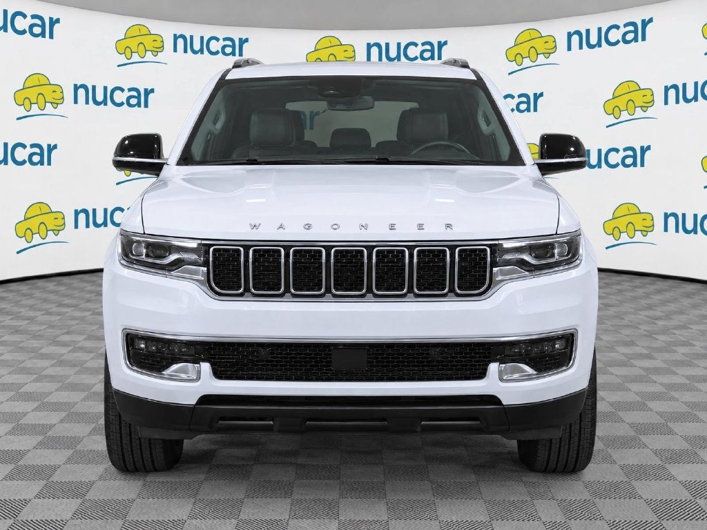 2023 Jeep Wagoneer Base