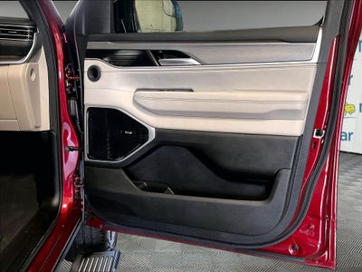2025 Jeep Wagoneer Series III