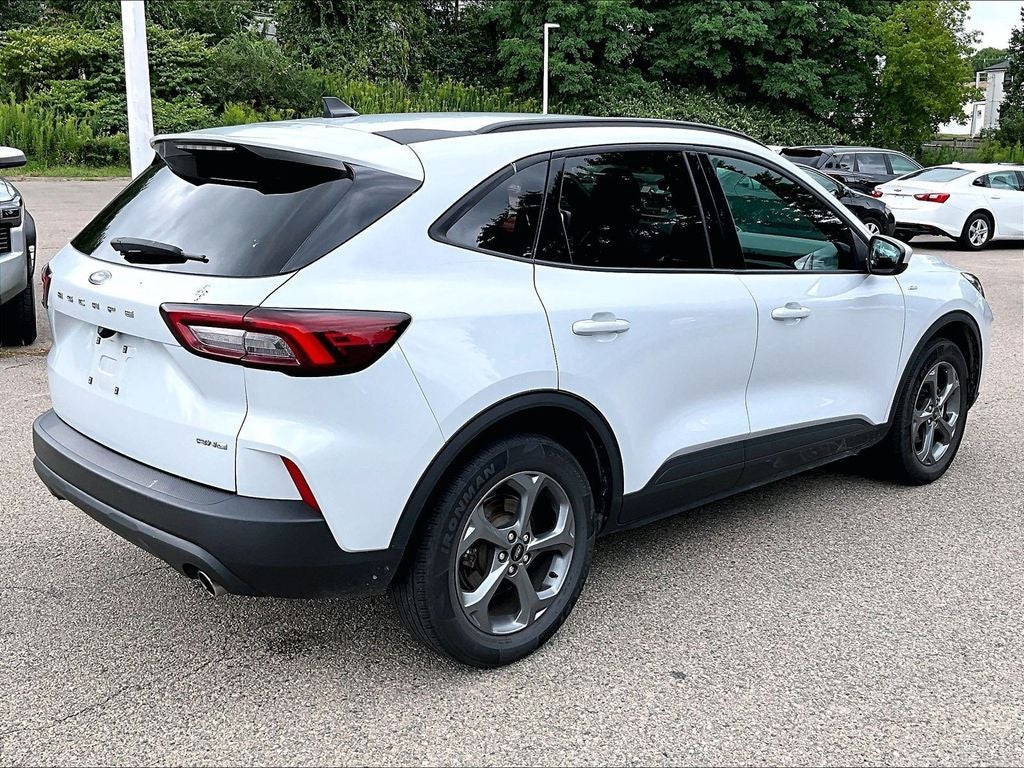 2025 Ford Escape ST-Line Select