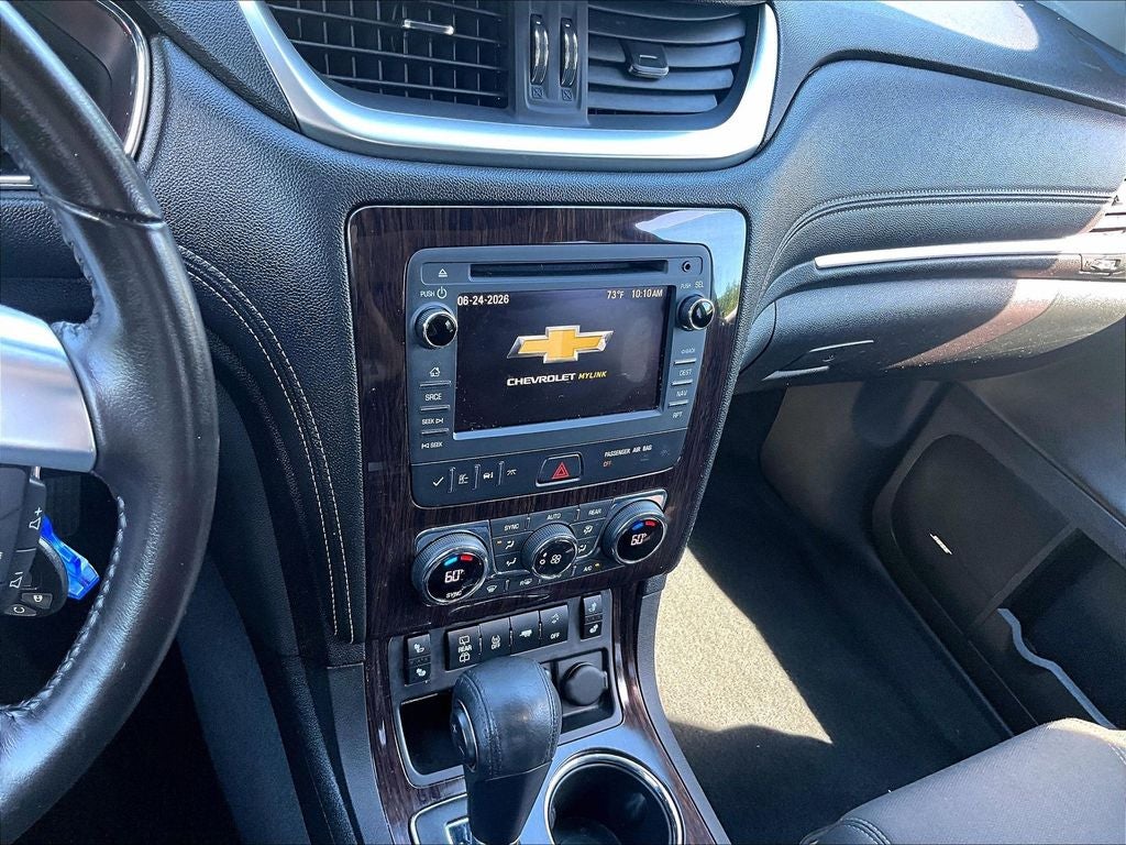 2017 Chevrolet Traverse 2LT 2LT