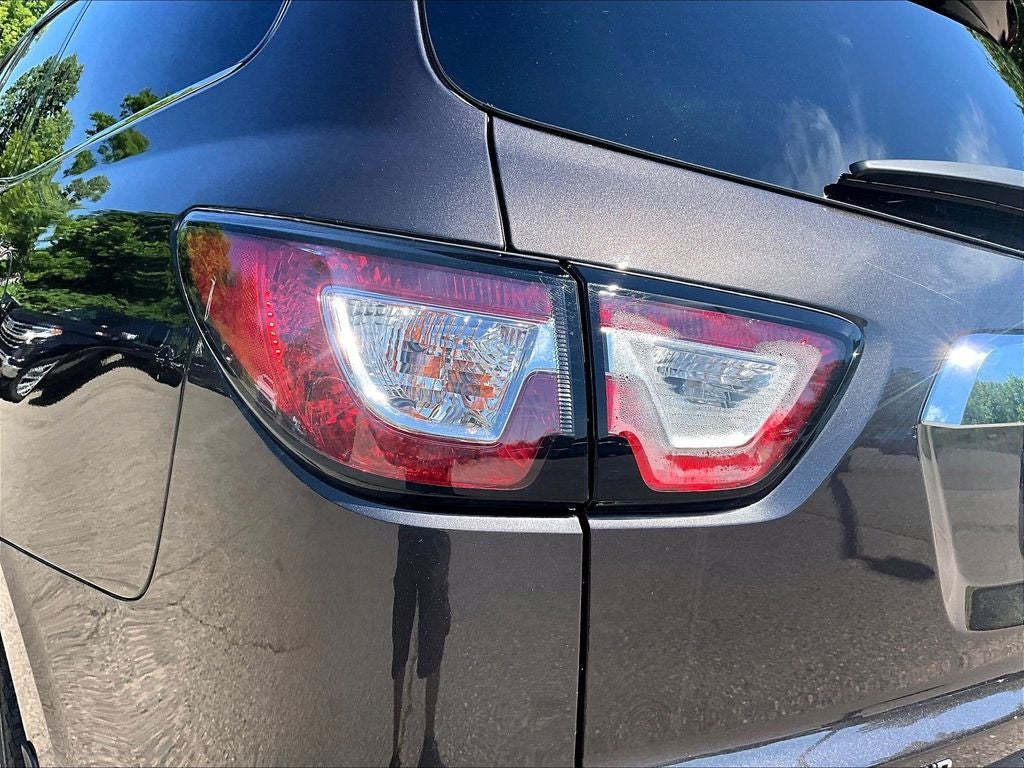 2017 Chevrolet Traverse 2LT 2LT