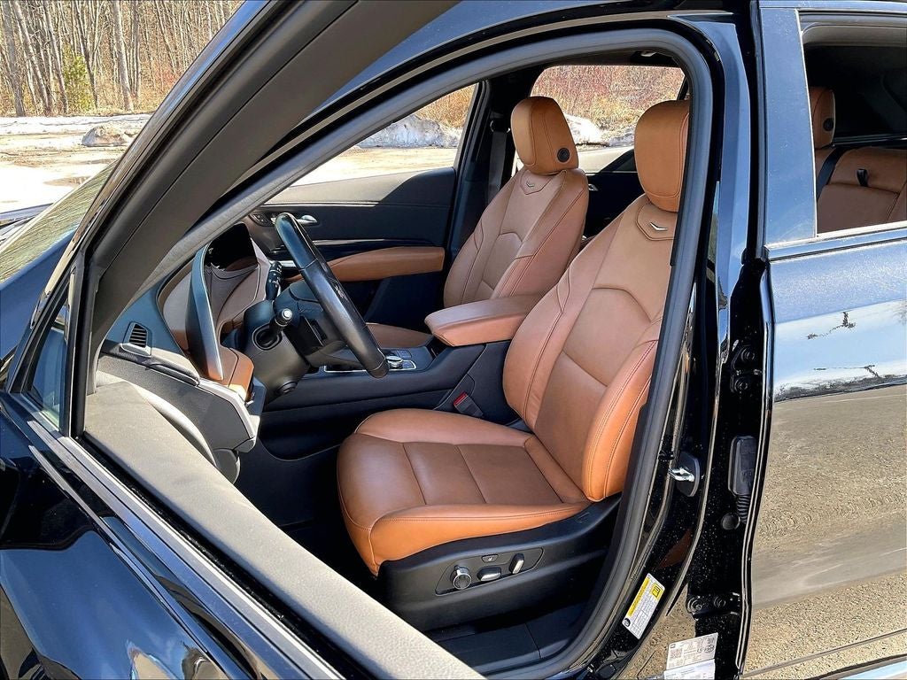 2024 Cadillac XT4 Sport