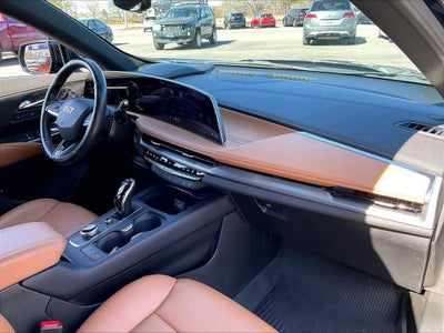 2024 Cadillac XT4 Sport