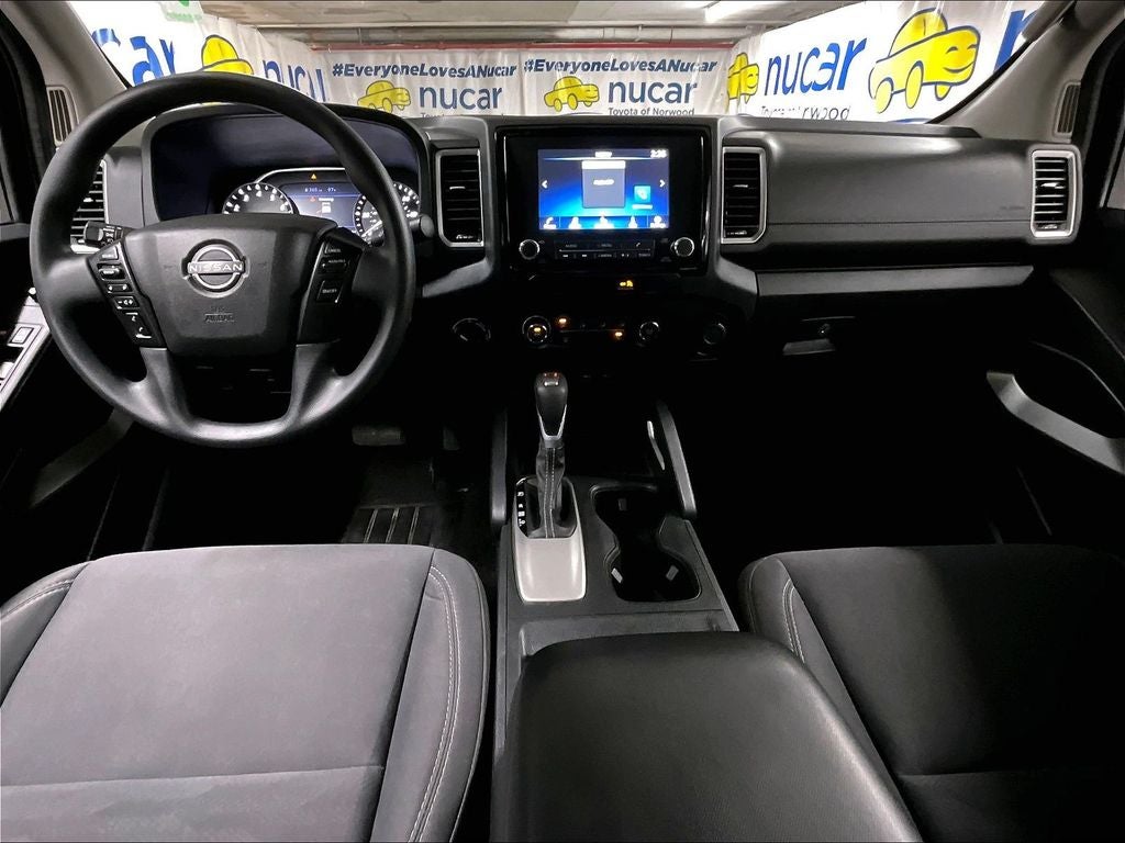 2022 Nissan Frontier SV