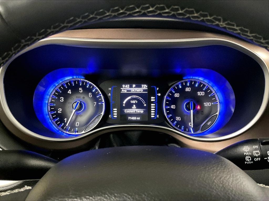 2024 Chrysler Voyager LX