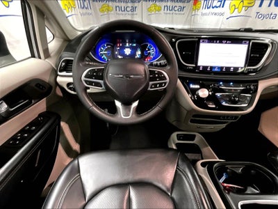 2023 Chrysler Pacifica Hybrid Touring L