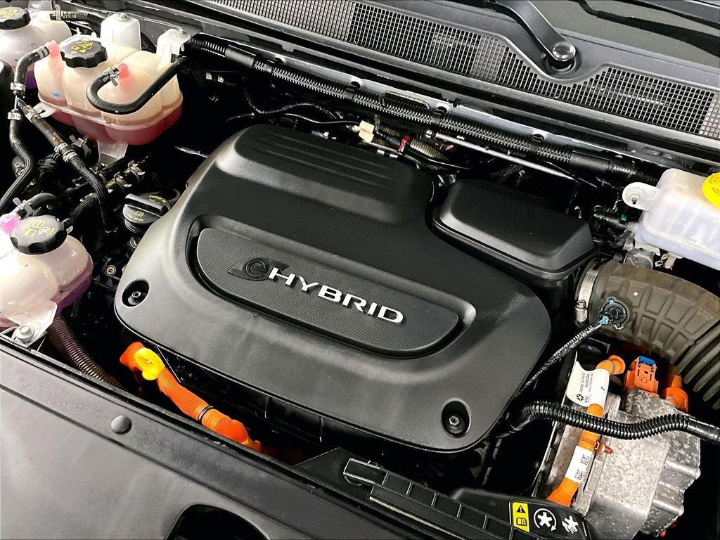 2023 Chrysler Pacifica Hybrid Touring L