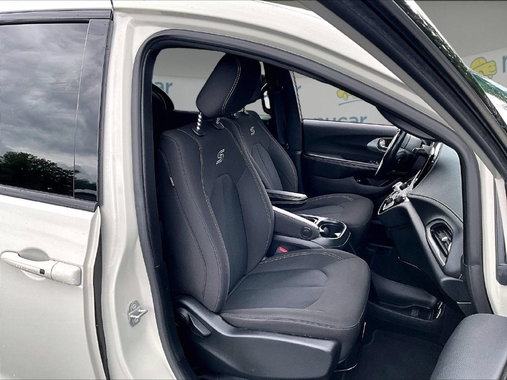 2021 Chrysler Pacifica Hybrid Touring
