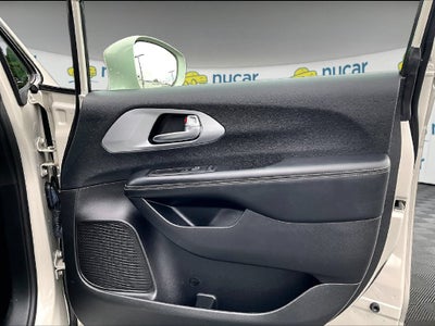 2021 Chrysler Pacifica Hybrid Touring